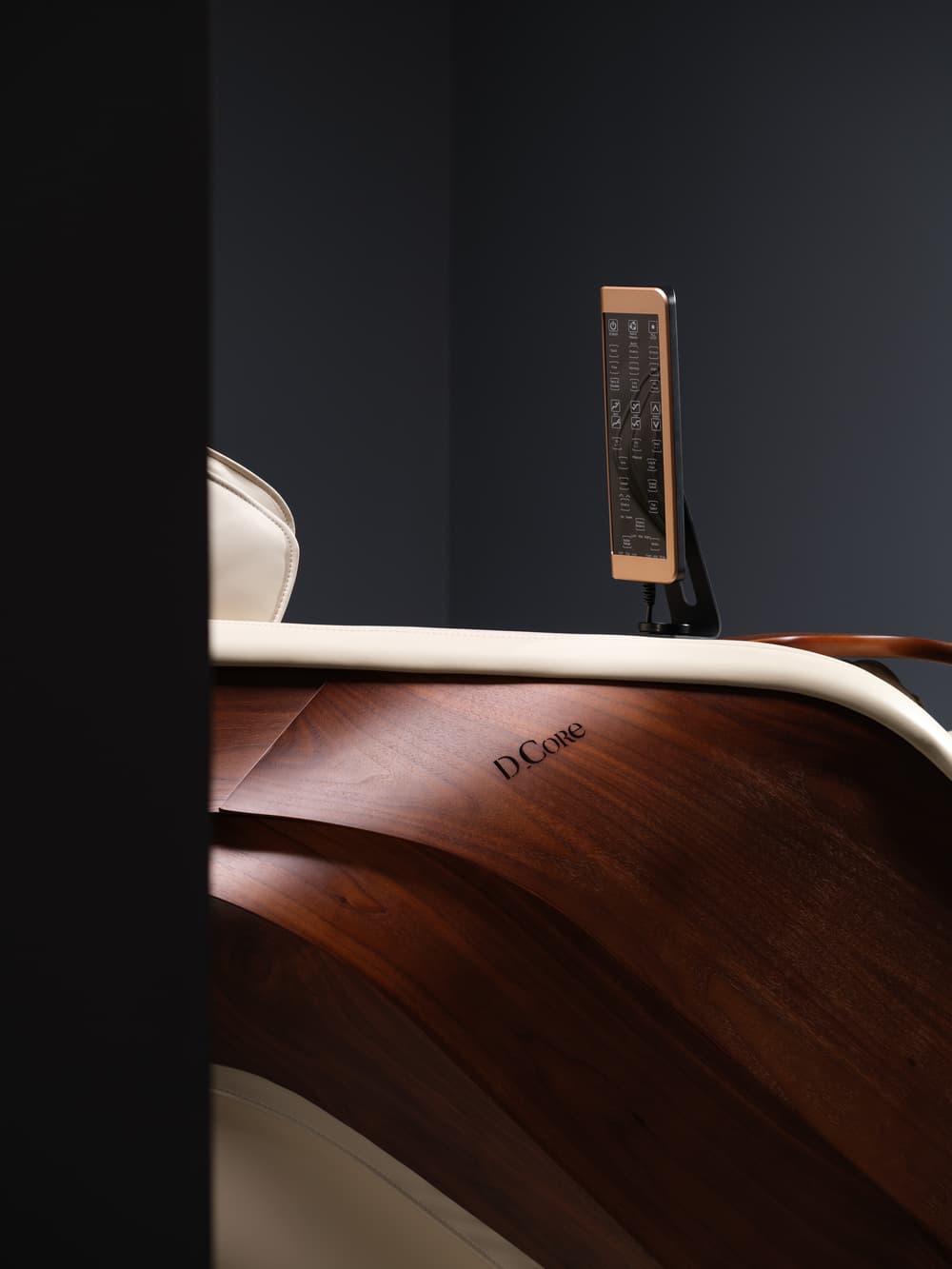 Estética japonesa. La belleza natural de la madera de nogal